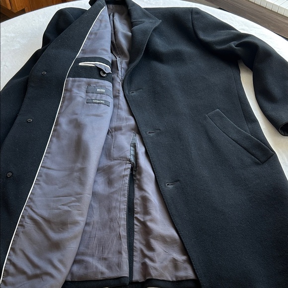 BOSS Hugo Boss Mens Long Black Coat. Wool and Cashmere. 56 (46 US Size) - Picture 13 of 17